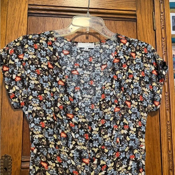 Ten Sixty Sherman Black Floral Midi Dress - Picture 2 of 10